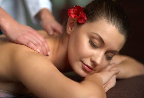 Detox and Relaxation Spa Guide: Wellness Treatments, Relaxation Methods, Spa Experiences