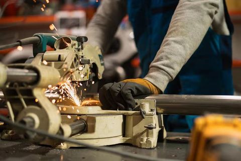 Understanding Fabrication Equipment: Essential Tools, Manufacturing Applications and Process Types
