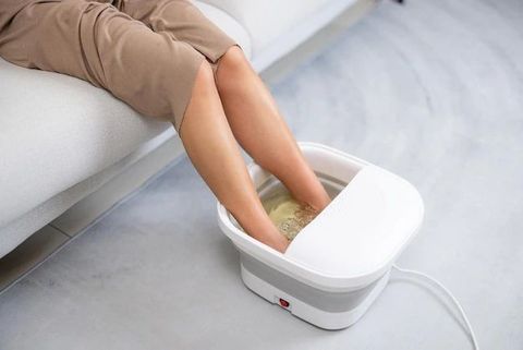 Foot Spa Machines Guide: Types, Massage Features, Benefits and Selection Factors