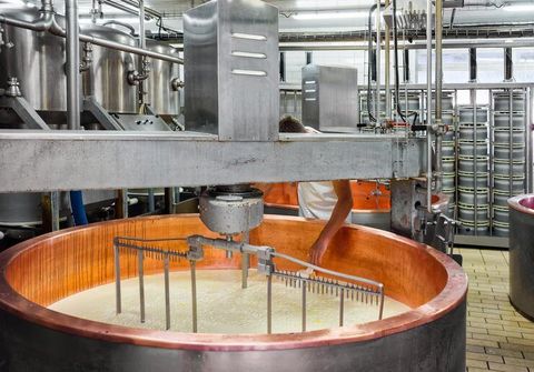 Batch Mixing Machine Overview: Machine Types, Material Handling, Mixing Techniques and Application