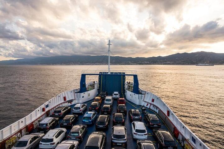 Overseas Vehicle Transport: A Complete Guide to Shipping Cars