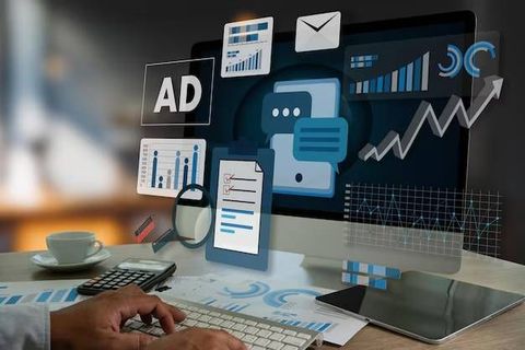 Digital Advertising Explained: Types, Platforms, Strategies and Campaign Performance Insights